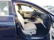 ✅ 2019 Mercedes-Benz E 300 • VIN: WDDZF4JB9KA679153 • Lot: 43559045. Wystawiony na IAAI z przebiegiem 56 340 mil. Bezpłatny archiwum sprzedaży aukcyjnych z USA i szczegółowy raport historii pojazdu na DreamBid. Zdjęcie 5.