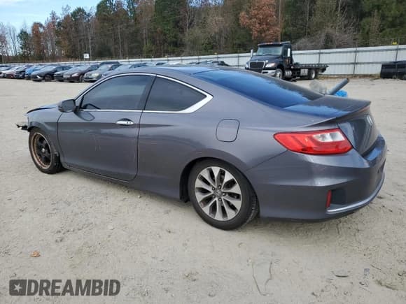 ✅ 2015 Honda Accord EX-L • VIN: 1HGCT1B82FA005900 • Лот: 92365405. Опубликован ранее на Copart с пробегом 166 704 миль. Бесплатный доступ к архиву аукционных продаж из США и подробный отчёт об истории автомобиля на DreamBid. Изображение 2.