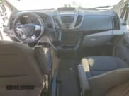 ✅ 2017 Ford Transit XL • VIN: 1FMZK1YM8HKB46592 • Lot: 91382665. Wystawiony na Copart z przebiegiem 82 762 mil. Bezpłatny archiwum sprzedaży aukcyjnych z USA i szczegółowy raport historii pojazdu na DreamBid. Zdjęcie 8.