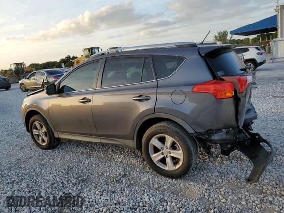 ✅ 2014 Toyota RAV4 XLE • VIN: 2T3WFREV6EW121782 • Lot: 92178855. Listed on Copart with 188,481 mi. Free auction sales archive from the USA and detailed vehicle history report at DreamBid. Image 2.