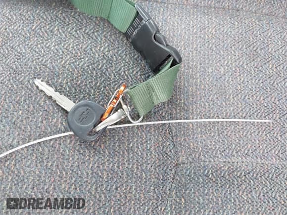 ✅ 2005 Chevrolet Silverado 1500 Work Truck • VIN: 1GCEC14XX5Z340818 • Лот: 41729984. Опубликован ранее на IAAI с пробегом 191 704 миль. Бесплатный доступ к архиву аукционных продаж из США и подробный отчёт об истории автомобиля на DreamBid. Изображение 11.