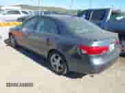 2010 Hyundai Sonata Limited z VIN 5NPEU4AF6AH602944, wystawiony jako IAAI lot #43566504 z przebiegiem 198 596 mil mil oraz . Historia ofert i sprzedaży dostępna na DreamBid. Obrazek 3.