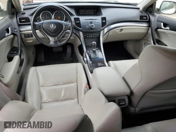 ✅ 2012 Acura TSX • VIN: JH4CW2H50CC004378 • Лот: 58145915. Опубликован ранее на Copart с пробегом 178 015 миль. Бесплатный доступ к архиву аукционных продаж из США и подробный отчёт об истории автомобиля на DreamBid. Изображение 8.