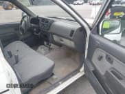 ✅ 2000 Nissan Frontier XE • VIN: 1N6DD21S5YC305132 • Lot: 42695081. Listed on IAAI with 111,427 mi. Free auction sales archive from the USA and detailed vehicle history report at DreamBid. Image 5.