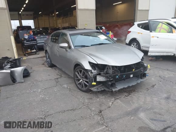 ✅ 2018 Lexus GS 350 • VIN: JTHCZ1BLXJA009203 • Lot: 41324389. Listed on IAAI with 31,793 mi. Free auction sales archive from the USA and detailed vehicle history report at DreamBid. Image 1.