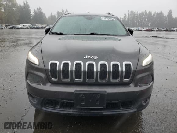 ✅ 2016 Jeep Cherokee Latitude • VIN: 1C4PJMCB9GW108852 • Lot: 82620195. Wystawiony na Copart z przebiegiem 112 992 mil. Bezpłatny archiwum sprzedaży aukcyjnych z USA i szczegółowy raport historii pojazdu na DreamBid. Zdjęcie 5.