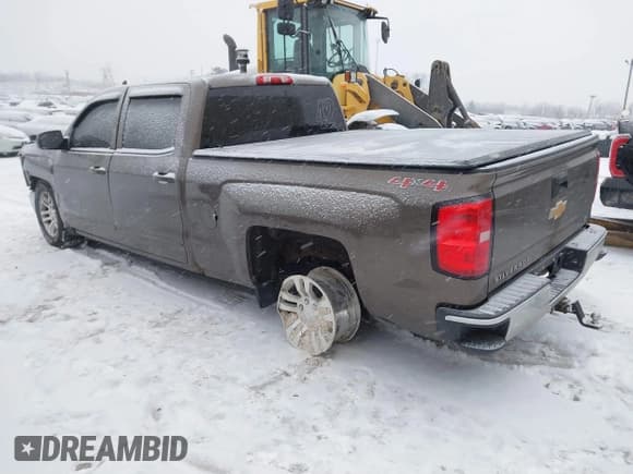 ✅ 2015 Chevrolet Silverado 1500 LT • VIN: 1GCUKREC7FF201807 • Lot: 41272049. Listed on IAAI with Not provided. Free auction sales archive from the USA and detailed vehicle history report at DreamBid. Image 3.
