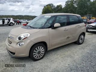 ✅ 2014 FIAT 500L Easy • VIN: ZFBCFABHXEZ027099 • Lot: 85541085. Wystawiony na Copart z przebiegiem 83 613 mil. Bezpłatny archiwum sprzedaży aukcyjnych z USA i szczegółowy raport historii pojazdu na DreamBid. Zdjęcie 1.