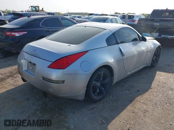 ✅ 2006 Nissan 350Z Grand Touring • VIN: JN1AZ34D56M308634 • Lot: 41879959. Listed on IAAI with 148,660 mi. Free auction sales archive from the USA and detailed vehicle history report at DreamBid. Image 4.