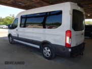 ✅ 2020 Ford Transit Passenger XL • VIN: 1FBAX2CG9LKA54558 • Lot: 42589656. Wystawiony na IAAI z przebiegiem 53 647 mil. Bezpłatny archiwum sprzedaży aukcyjnych z USA i szczegółowy raport historii pojazdu na DreamBid. Zdjęcie 3.