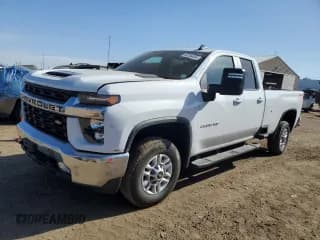 ✅ 2022 Chevrolet Silverado 2500HD LT • VIN: 1GC2YNE73NF121257 • Lot: 50708444. Listed on Copart with 21,135 mi. Free auction sales archive from the USA and detailed vehicle history report at DreamBid. Image 1.