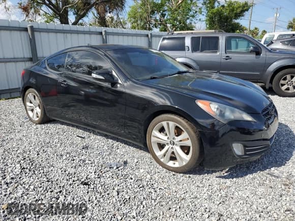 ✅ 2010 Hyundai Genesis Coupe Grand Touring • VIN: KMHHU6KHXAU010084 • Lot: 51584625. Wystawiony na Copart z przebiegiem 97 193 mil. Bezpłatny archiwum sprzedaży aukcyjnych z USA i szczegółowy raport historii pojazdu na DreamBid. Zdjęcie 4.