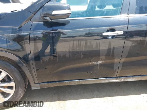 ✅ 2012 Kia Sorento SX • VIN: 5XYKW4A23CG262639 • Lot: 43101858. Wystawiony na IAAI z przebiegiem Nie podano. Bezpłatny archiwum sprzedaży aukcyjnych z USA i szczegółowy raport historii pojazdu na DreamBid. Zdjęcie 6.