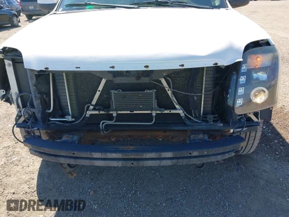 ✅ 2010 GMC Yukon XL Denali • VIN: 1GKUCMEF2AR283774 • Лот: 43193137. Опубликован ранее на IAAI с пробегом 223 669 миль. Бесплатный доступ к архиву аукционных продаж из США и подробный отчёт об истории автомобиля на DreamBid. Изображение 6.