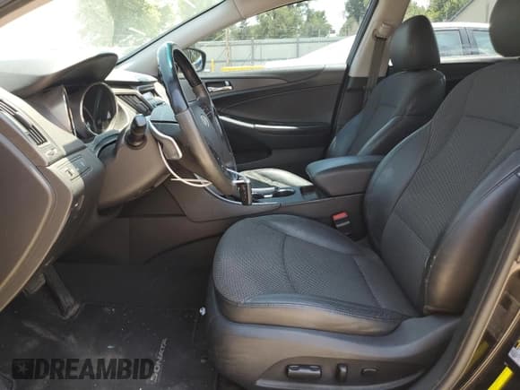 ✅ 2011 Hyundai Sonata SE • VIN: 5NPEC4AC8BH211627 • Lot: 62463104. Wystawiony na Copart z przebiegiem 110 942 mil. Bezpłatny archiwum sprzedaży aukcyjnych z USA i szczegółowy raport historii pojazdu na DreamBid. Zdjęcie 7.