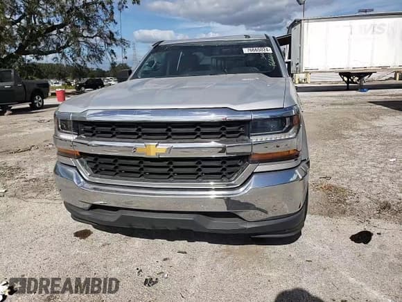 ✅ 2018 Chevrolet Silverado 1500 LS • VIN: 1GCRCNEC2JZ104856 • Лот: 76665024. Опубликован ранее на Copart с пробегом 26 430 миль. Бесплатный доступ к архиву аукционных продаж из США и подробный отчёт об истории автомобиля на DreamBid. Изображение 11.