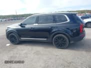 ✅ 2022 Kia Telluride EX • VIN: 5XYP34HC3NG233352 • Lot: 43449812. Listed on IAAI with 71,227 mi. Free auction sales archive from the USA and detailed vehicle history report at DreamBid. Image 14.