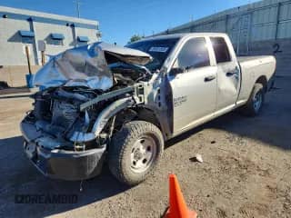 2019 Ram 1500 Express with VIN 1C6RR7FTXKS541661, listed as a Copart auction lot 86901505 with 181,465 mi miles and Salvage title. Bid and sale history available at DreamBid. Image 1.