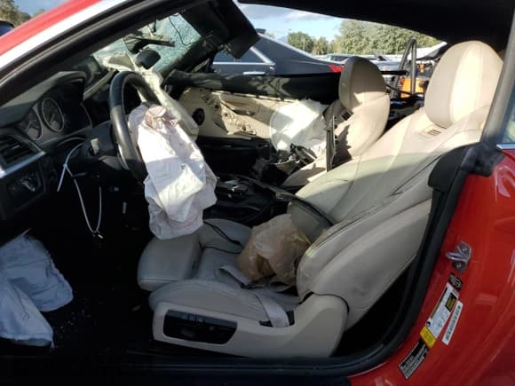 ✅ 2014 BMW 4 Series 428i • VIN: WBA3V5C58EJ968946 • Lot: 85195344. Wystawiony na Copart z przebiegiem Nie podano. Bezpłatny archiwum sprzedaży aukcyjnych z USA i szczegółowy raport historii pojazdu na DreamBid. Zdjęcie 7.