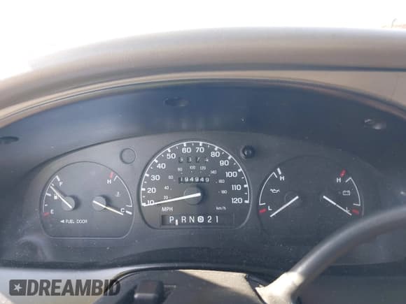 ✅ 2000 Ford Ranger XL • VIN: 1FTYR14V7YTA98412 • Lot: 43708046. Wystawiony na IAAI z przebiegiem 194 949 mil. Bezpłatny archiwum sprzedaży aukcyjnych z USA i szczegółowy raport historii pojazdu na DreamBid. Zdjęcie 7.