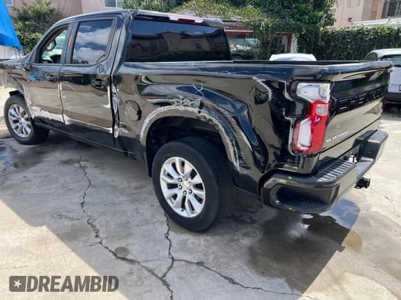 ✅ 2021 Chevrolet Silverado 1500 Custom • VIN: 3GCPWBEK3MG262132 • Lot: 76425254. Wystawiony na Copart z przebiegiem 83 356 mil. Bezpłatny archiwum sprzedaży aukcyjnych z USA i szczegółowy raport historii pojazdu na DreamBid. Zdjęcie 3.