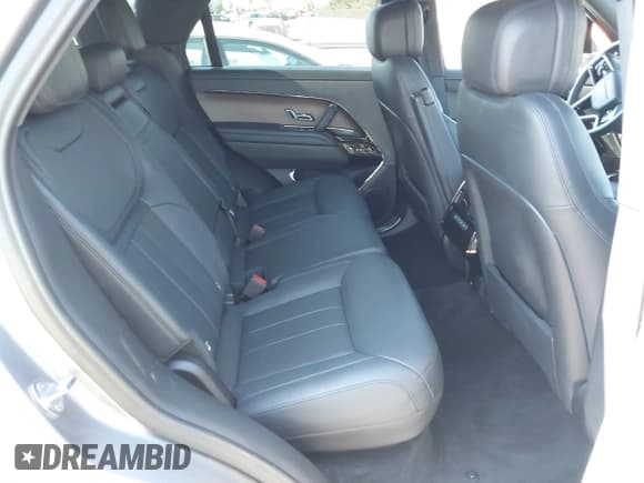 ✅ 2023 Land Rover Range Rover Sport SE • VIN: SAL1P9EU2PA109346 • Lot: 42637902. Wystawiony na IAAI z przebiegiem 42 997 mil. Bezpłatny archiwum sprzedaży aukcyjnych z USA i szczegółowy raport historii pojazdu na DreamBid. Zdjęcie 8.