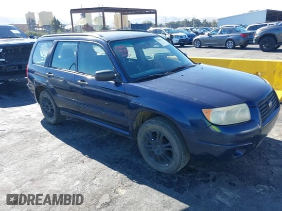✅ 2006 Subaru Forester X • VIN: JF1SG636X6G725084 • Lot: 43519298. Listed on IAAI with 211,416 mi. Free auction sales archive from the USA and detailed vehicle history report at DreamBid. Image 1.