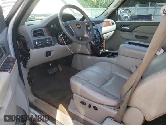 ✅ 2013 Chevrolet Silverado 2500HD LTZ • VIN: 1GC2KYCG5DZ293731 • Lot: 57489924. Listed on Copart with 167,805 mi. Free auction sales archive from the USA and detailed vehicle history report at DreamBid. Image 8.