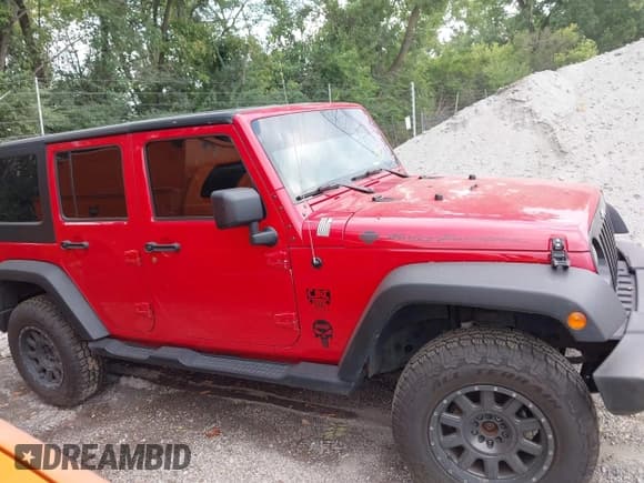 ✅ 2008 Jeep Wrangler Unlimited X • VIN: 1J4GA391X8L643615 • Lot: 43022530. Wystawiony na IAAI z przebiegiem 243 013 mil. Bezpłatny archiwum sprzedaży aukcyjnych z USA i szczegółowy raport historii pojazdu na DreamBid. Zdjęcie 13.