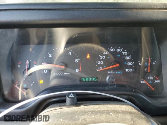 ✅ 2004 Jeep Wrangler Rubicon • VIN: 1J4FA69S94P778836 • Lot: 82884304. Wystawiony na Copart z przebiegiem 168 045 mil. Bezpłatny archiwum sprzedaży aukcyjnych z USA i szczegółowy raport historii pojazdu na DreamBid. Zdjęcie 9.