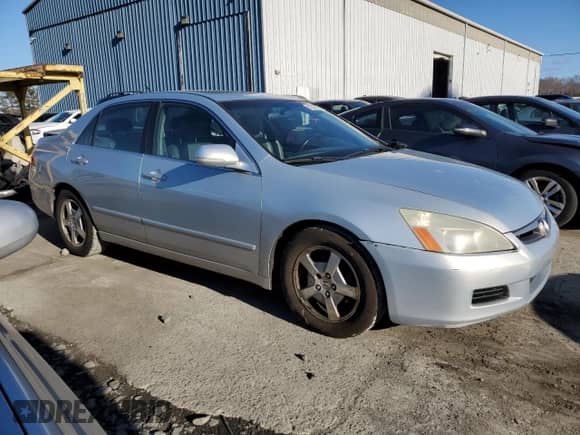 2007 Honda Accord с VIN JHMCN36557C003485, выставлен на аукционе Copart как лот 83276614 с пробегом 199 657 миль миль и Чистый • Clean title. История ставок и продаж доступна на DreamBid. Изображение 4.