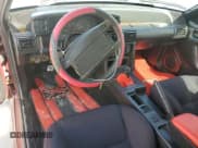 ✅ 1990 Ford Mustang GT • VIN: 1FACP42E7LF193666 • Lot: 77643734. Wystawiony na Copart z przebiegiem 12 201 mil. Bezpłatny archiwum sprzedaży aukcyjnych z USA i szczegółowy raport historii pojazdu na DreamBid. Zdjęcie 8.