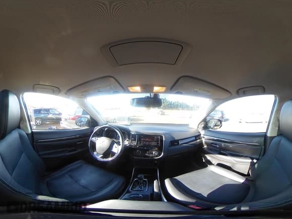 ✅ 2018 Mitsubishi Outlander SE • VIN: JA4AD3A39JZ016921 • Lot: 43606318. Listed on IAAI with 49,942 mi. Free auction sales archive from the USA and detailed vehicle history report at DreamBid. Image 19.