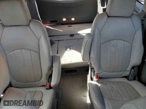 2016 Chevrolet Traverse LTZ z VIN 1GNKVJKD2GJ338186, wystawiony jako Copart lot #84639185 z przebiegiem 99 420 mil mil oraz Szkoda całkowita • Salvage title. Historia ofert i sprzedaży dostępna na DreamBid. Obrazek 10.