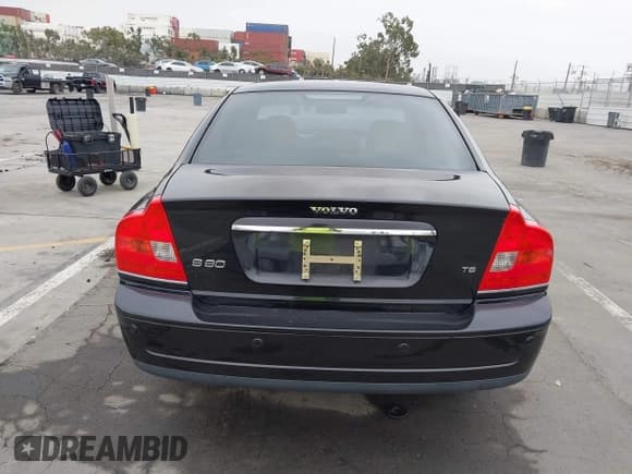 ✅ 2005 Volvo S80 • VIN: YV1TS911351411438 • Лот: 42361869. Опубликован ранее на IAAI с пробегом 101 502 миль. Бесплатный доступ к архиву аукционных продаж из США и подробный отчёт об истории автомобиля на DreamBid. Изображение 16.