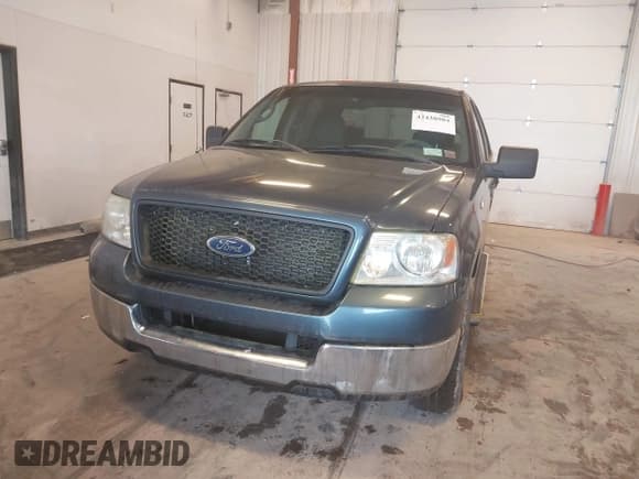 ✅ 2005 Ford F-150 XLT • VIN: 1FTRW12W15KD36829 • Lot: 42438984. Wystawiony na IAAI z przebiegiem 150 611 mil. Bezpłatny archiwum sprzedaży aukcyjnych z USA i szczegółowy raport historii pojazdu na DreamBid. Zdjęcie 6.