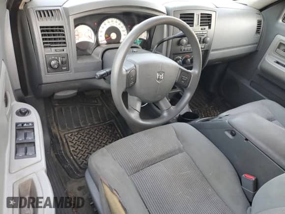 2007 Dodge Dakota ST with VIN 1D7HW28K47S271179, listed as a Copart auction lot 48611705 with 112,079 mi miles and Clean title. Bid and sale history available at DreamBid. Image 8.