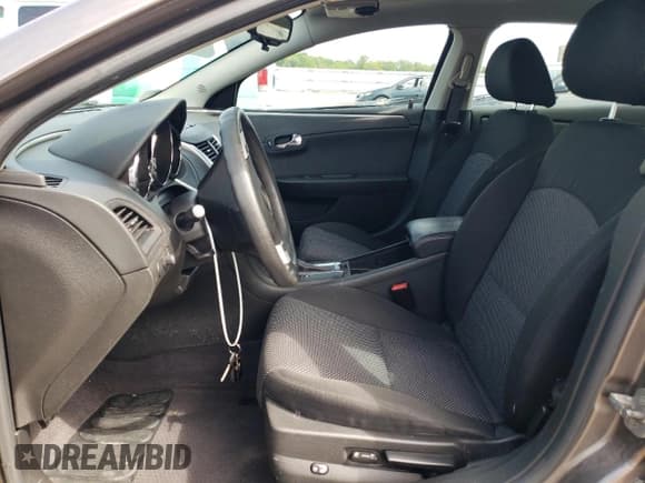 ✅ 2012 Chevrolet Malibu 1LT • VIN: 1G1ZC5E07CF185260 • Lot: 67235353. Listed on Copart with 202,232 mi. Free auction sales archive from the USA and detailed vehicle history report at DreamBid. Image 7.