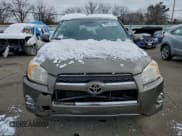 ✅ 2010 Toyota RAV4 Limited • VIN: 2T3YF4DV2AW019631 • Лот: 95033625. Опубликован ранее на Copart с пробегом 216 073 миль. Бесплатный доступ к архиву аукционных продаж из США и подробный отчёт об истории автомобиля на DreamBid. Изображение 5.