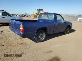 ✅ 1994 Mitsubishi Mighty Max • VIN: JA7LS21G4RP009588 • Lot: 60519834. Wystawiony na Copart z przebiegiem 123 918 mil. Bezpłatny archiwum sprzedaży aukcyjnych z USA i szczegółowy raport historii pojazdu na DreamBid. Zdjęcie 3.