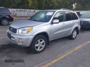 ✅ 2002 Toyota RAV4 • VIN: JTEHH20V826036517 • Lot: 43117390. Wystawiony na IAAI z przebiegiem 206 756 mil. Bezpłatny archiwum sprzedaży aukcyjnych z USA i szczegółowy raport historii pojazdu na DreamBid. Zdjęcie 2.