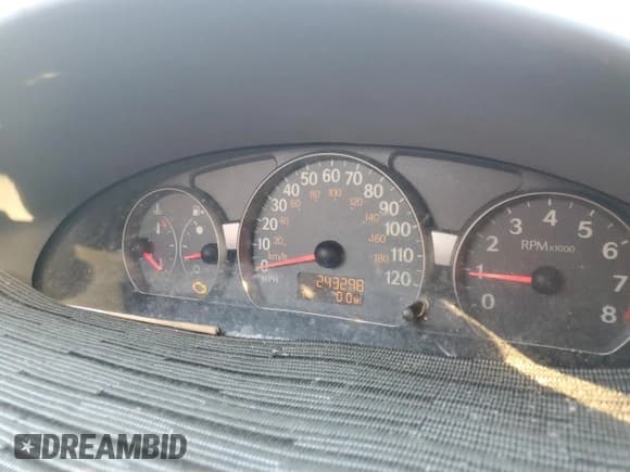 ✅ 2004 Saturn ION ION 1 • VIN: 1G8AG54F34Z142124 • Лот: 90828375. Опубликован ранее на Copart с пробегом 243 298 миль. Бесплатный доступ к архиву аукционных продаж из США и подробный отчёт об истории автомобиля на DreamBid. Изображение 9.