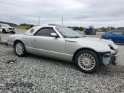 ✅ 2004 Ford Thunderbird Deluxe • VIN: 1FAHP60A44Y108547 • Lot: 70671234. Wystawiony na Copart z przebiegiem 112 290 mil. Bezpłatny archiwum sprzedaży aukcyjnych z USA i szczegółowy raport historii pojazdu na DreamBid. Zdjęcie 4.