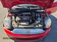 ✅ 2014 MINI Roadster • VIN: WMWSY1C58ET625652 • Lot: 89926545. Wystawiony na Copart z przebiegiem 60 227 mil. Bezpłatny archiwum sprzedaży aukcyjnych z USA i szczegółowy raport historii pojazdu na DreamBid. Zdjęcie 7.