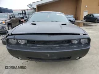 ✅ 2012 Dodge Challenger R/T Classic • VIN: 2C3CDYBTXCH108069 • Lot: 44967575. Wystawiony na Copart z przebiegiem 113 909 mil. Bezpłatny archiwum sprzedaży aukcyjnych z USA i szczegółowy raport historii pojazdu na DreamBid. Zdjęcie 5.