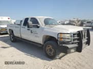 ✅ 2013 Chevrolet Silverado 2500HD • VIN: 1GB2CVC8XDZ356945 • Lot: 76039334. Wystawiony na Copart z przebiegiem 223 018 mil. Bezpłatny archiwum sprzedaży aukcyjnych z USA i szczegółowy raport historii pojazdu na DreamBid. Zdjęcie 4.