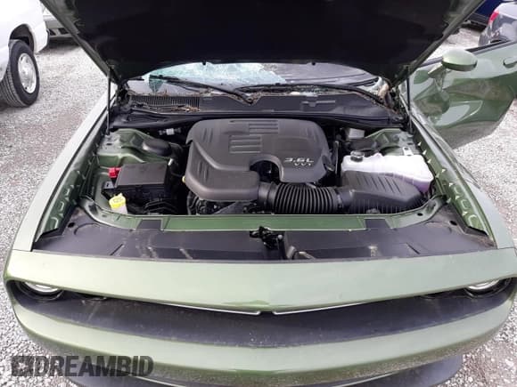 ✅ 2022 Dodge Challenger GT • VIN: 2C3CDZJG9NH227129 • Lot: 43214983. Wystawiony na Copart z przebiegiem 987 mil. Bezpłatny archiwum sprzedaży aukcyjnych z USA i szczegółowy raport historii pojazdu na DreamBid. Zdjęcie 11.