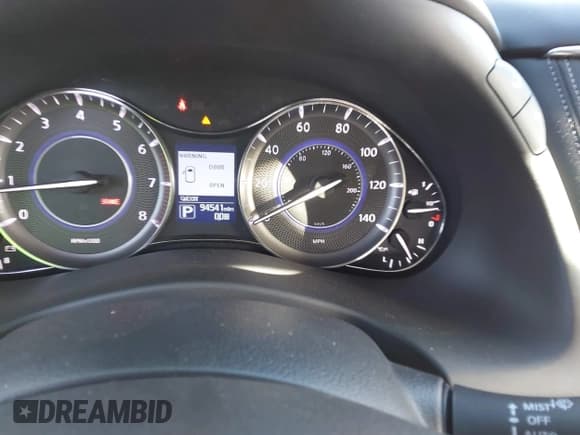 ✅ 2016 Infiniti QX80 • VIN: JN8AZ2NE0G9123172 • Lot: 41425064. Listed on IAAI with 94,541 mi. Free auction sales archive from the USA and detailed vehicle history report at DreamBid. Image 7.