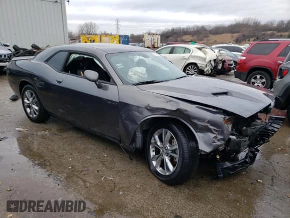 ✅ 2021 Dodge Challenger SXT • VIN: 2C3CDZGG0MH564892 • Lot: 72882962. Wystawiony na Copart z przebiegiem 14 387 mil. Bezpłatny archiwum sprzedaży aukcyjnych z USA i szczegółowy raport historii pojazdu na DreamBid. Zdjęcie 4.