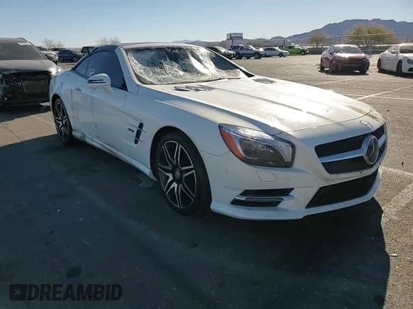 ✅ 2015 Mercedes-Benz SL 550 • VIN: WDDJK7DA9FF033102 • Лот: 87825645. Опубликован ранее на Copart с пробегом 28 282 миль. Бесплатный доступ к архиву аукционных продаж из США и подробный отчёт об истории автомобиля на DreamBid. Изображение 10.